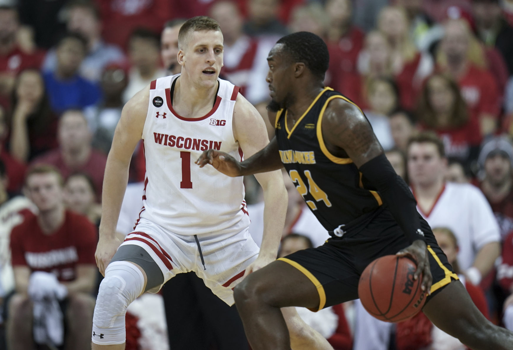 Badgers 83, Panthers 64